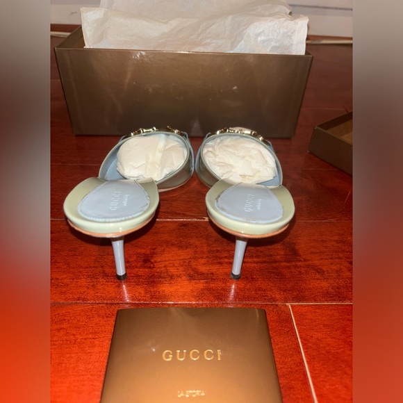 VINTAGE GUCCI KITTEN PUMP - Picture 10 of 16